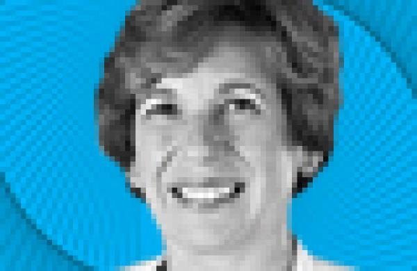 2015-12-anne-szustek-res-pension-40-randi-weingarten-small.jpg
