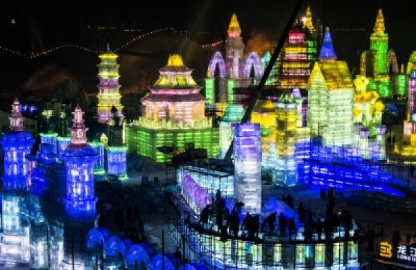 2015-12-da-harbin-ice-and-snow-festival-large.jpg
