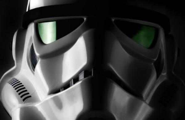 2015-12-da-star-wars-force-awakens-anh-stormtrooper-large.jpg