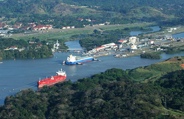 2016-01-jeff-ostrowski-panama-canal-large.jpg