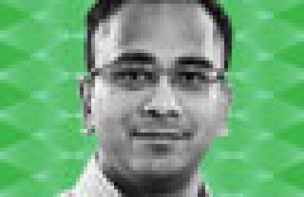 2016-02-tom-johnson-all-europe-research-team-sachin-jain-small.jpg