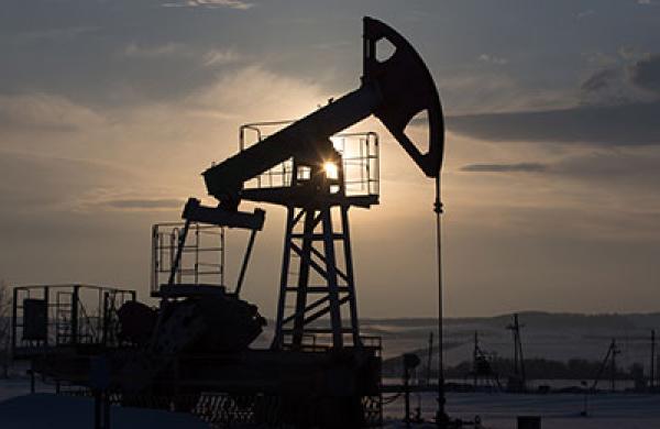 2016-03-31-da-oil-large.jpg
