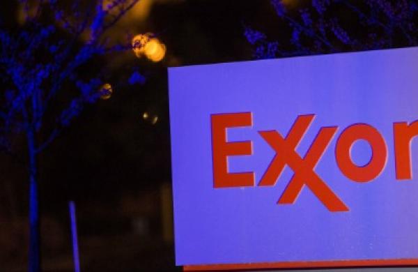2016-03-carol-clouse-exxon-shareholders-climate-change-large.jpg