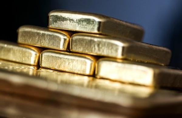 2016-03-dan-weil-gold-large.jpg