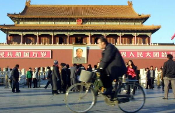 2016-03-gmtl-ab-tiananmen-square-cycle-large.jpg