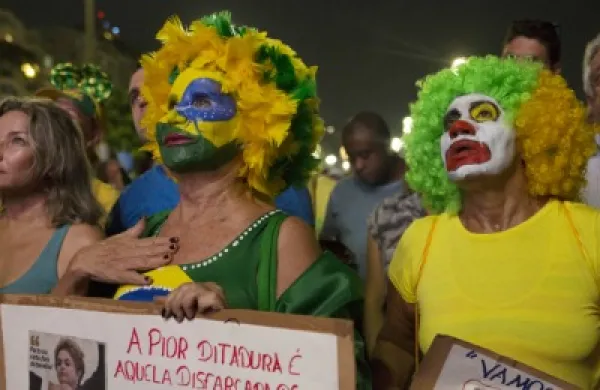 2016-04-da-brazil-rousseff-impeachment-large.jpg