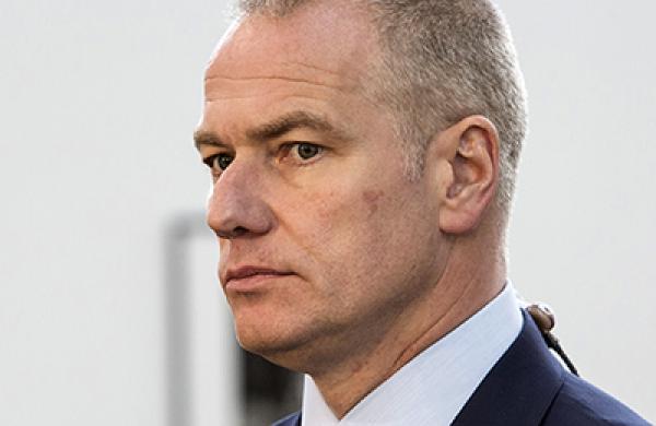 2016-04-david-rothnie-carsten-kengeter-large.jpg