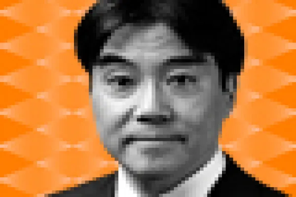 2016-04-tom-johnson-all-japan-research-team-katsushi-saito-small.jpg