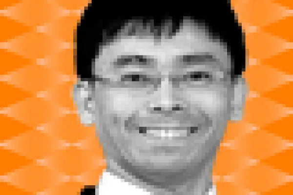 2016-04-tom-johnson-all-japan-research-team-reiji-ogino-small.jpg