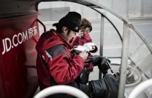 2016-05-da-china-debt-pedicab-large.jpg