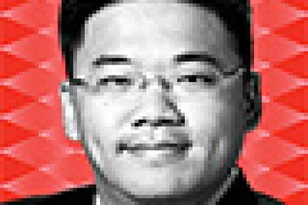 2016-05-tom-johnson-all-asia-research-team-robert-lin-small.jpg