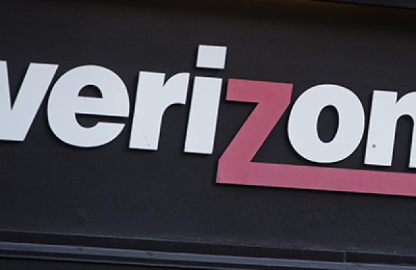 2016-06-julie-segal-scotus-verizon-large.jpg