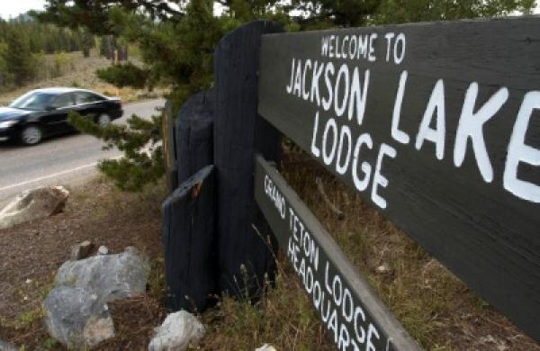 2016-08-da-weekender-jackson-hole-grand-teton-lodge-large.jpg