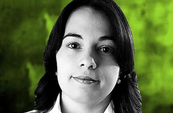 2016-08-tom-johnson-res-lart-analysts-maria-carolina-carneiro-santander-large.jpg