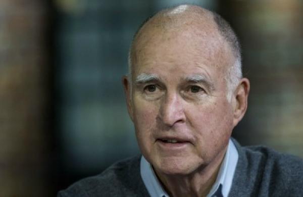 2016-09-fran-denmark-secure-choice-jerry-brown-large.jpg