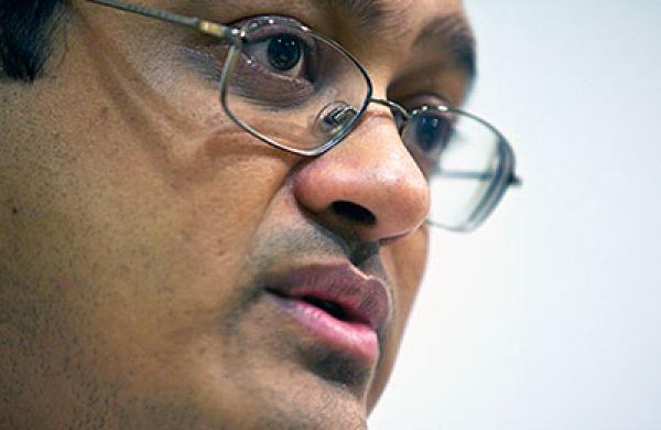 2016-11-katie-gilbert-res-all-india-research-team-sanjeev-prasad-large.jpg