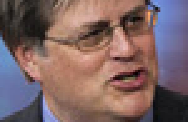 2017-08-alpha-stephen-taub-glen-kacher-light-street-capital-management-small.jpg