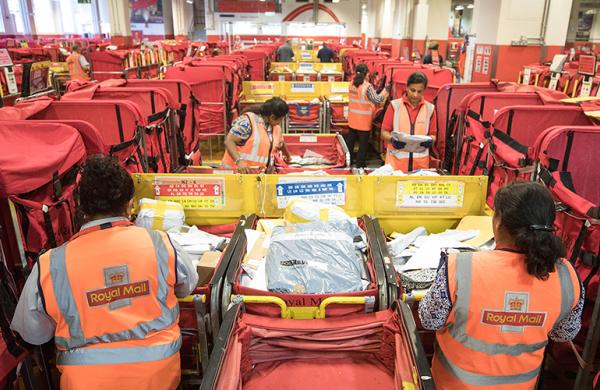Royal Mail’s Mount Pleasant post sorting office in London, UK (Simon Dawson/Bloomberg).
