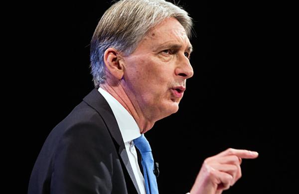 Philip Hammond, U.K. chancellor of the exchequer (photographer: Matthew Lloyd/Bloomberg).