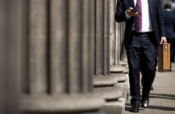 Simon Dawson/Bloomberg
