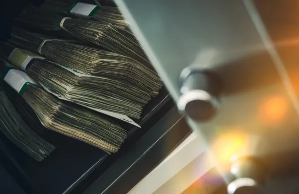 Cash Money Safe Deposit