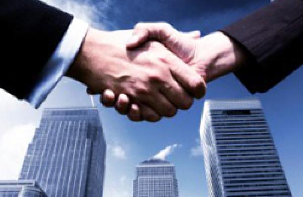 250x215-handshake2.jpg