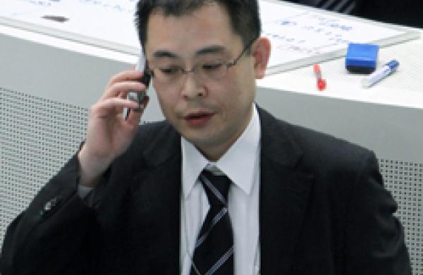 Japanese Stocks Fall After Strongest Earthquake
