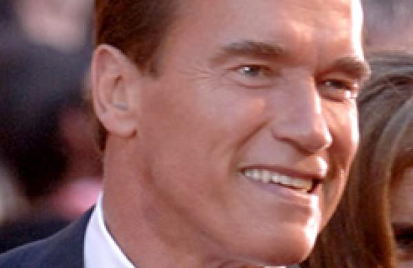 330x160-arnoldschwarzenegger.jpg