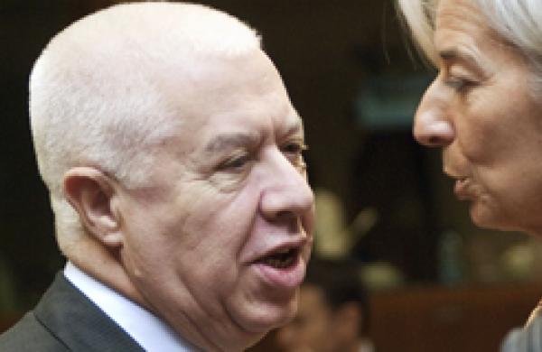 Finance Ministers Meet as Euro Crisis Spreads