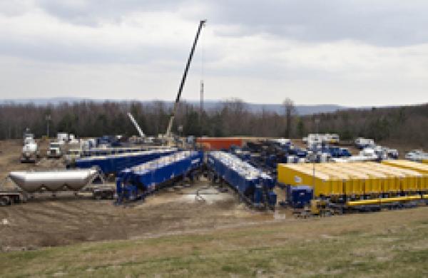 330x160-hydrofracking.jpg