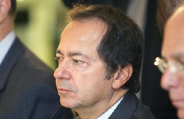 330x160-john-paulson.jpg