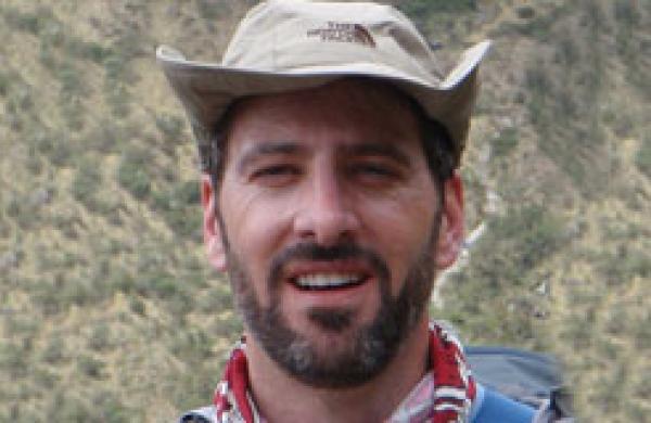 330x160-markcarhart.jpg