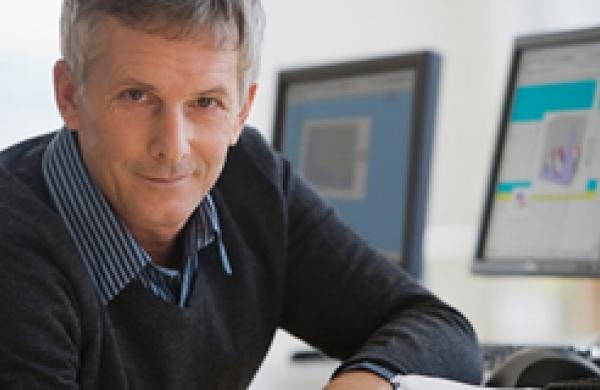 330x160-researcher.jpg