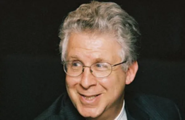 330x160-robertpozen.jpg