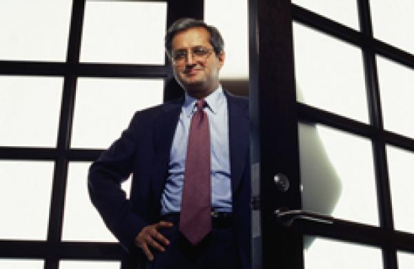 330x160-vikram-pandit.jpg