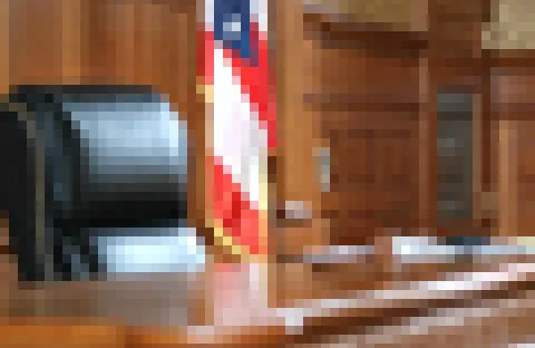 60x60-courtroom.jpg