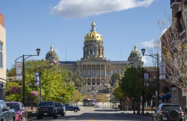 Iowa Capitol in Des Moines IA (Rachel Mummey/Bloomberg)