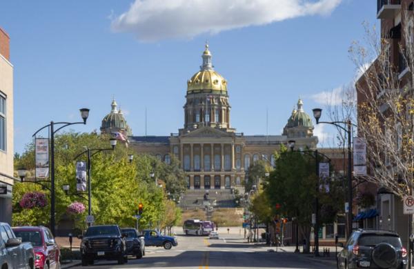 Iowa Capitol in Des Moines IA (Rachel Mummey/Bloomberg)