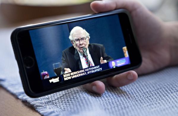 Warren Buffett speaks during a virtual shareholders meeting. (Andrew Harrer/Bloomberg)