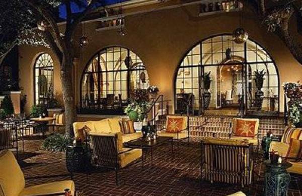 best-hotels-pic-large.jpg
