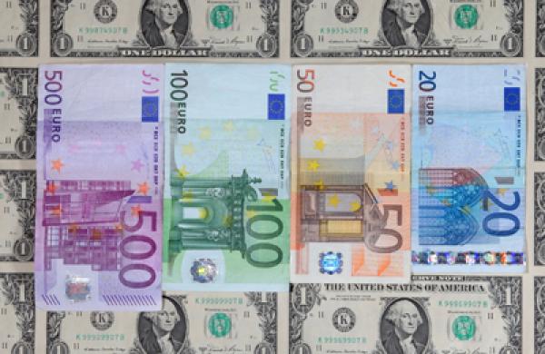 big-banks-currency-large.jpg