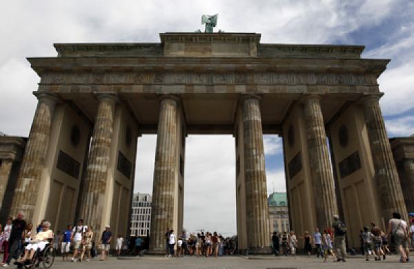 brandenburg-gate-large.jpg