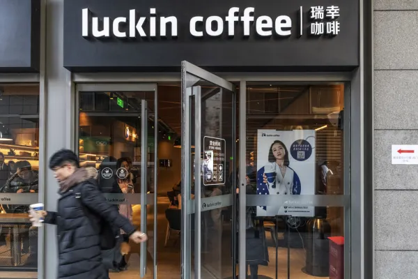 A Luckin Coffee outlet in Beijing. (Gilles Sabrie/Bloomberg)