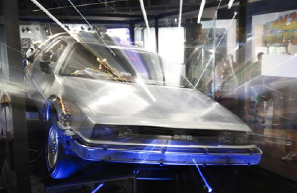 delorean-large.jpg