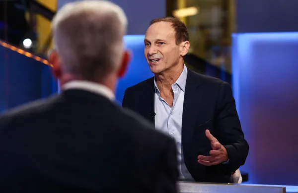 Joseph Edelman (Chris Goodney/Bloomberg)