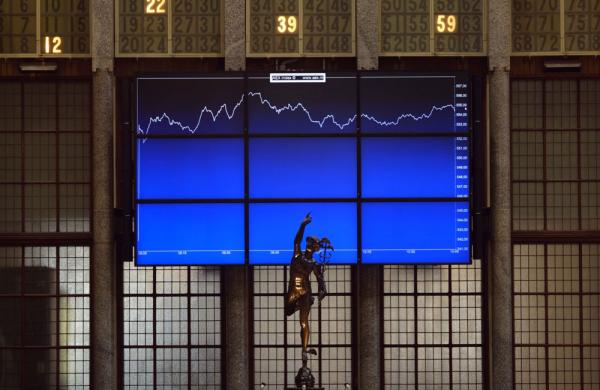 Yuriko Nakao/Bloomberg
