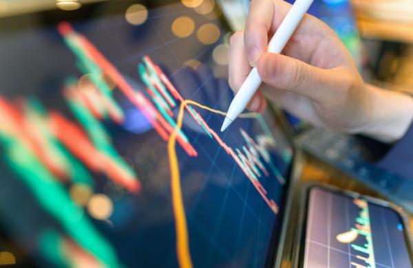 Business invetment fund investor planning for investment in crisis
