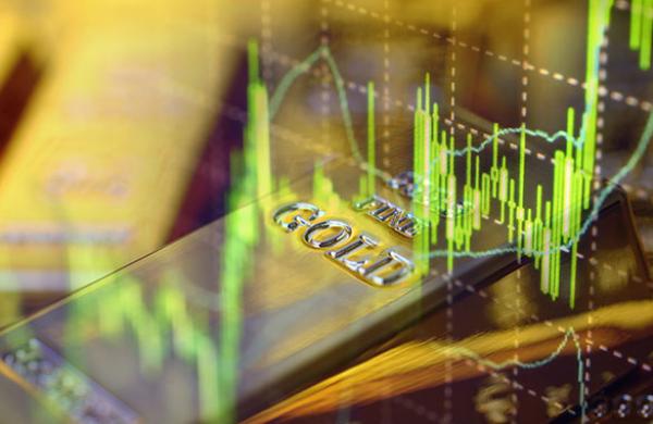 gold-etfs-surpass.jpg