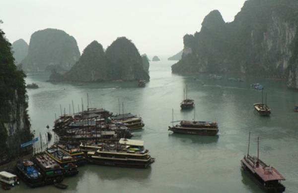halong-bay-large.jpg