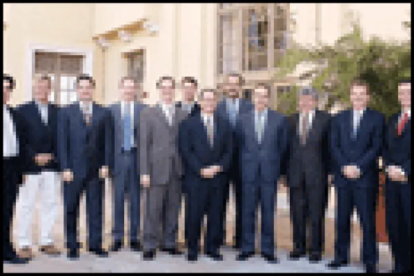lf-roundtable.gif